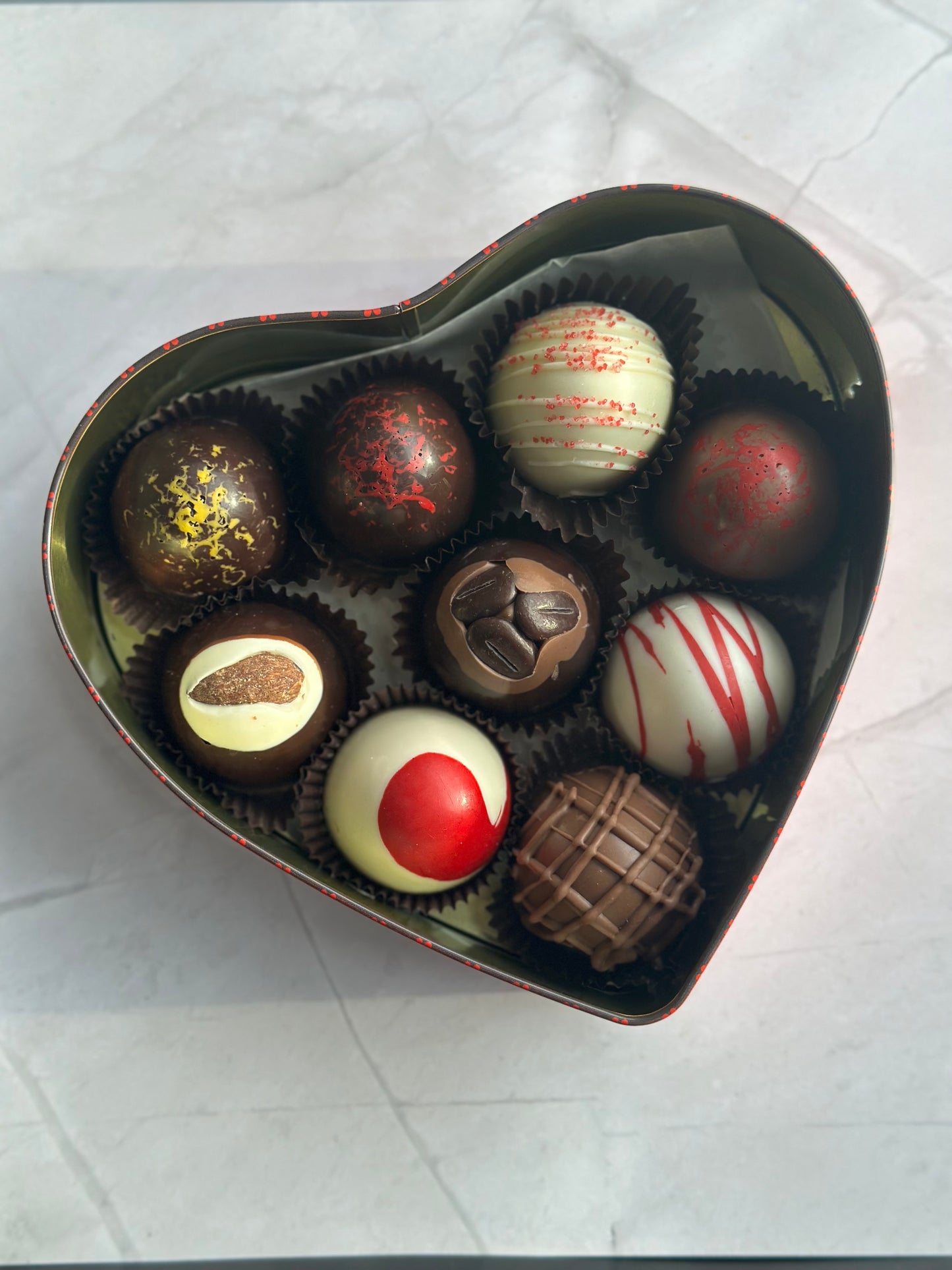 9 Large Truffle Heart Box