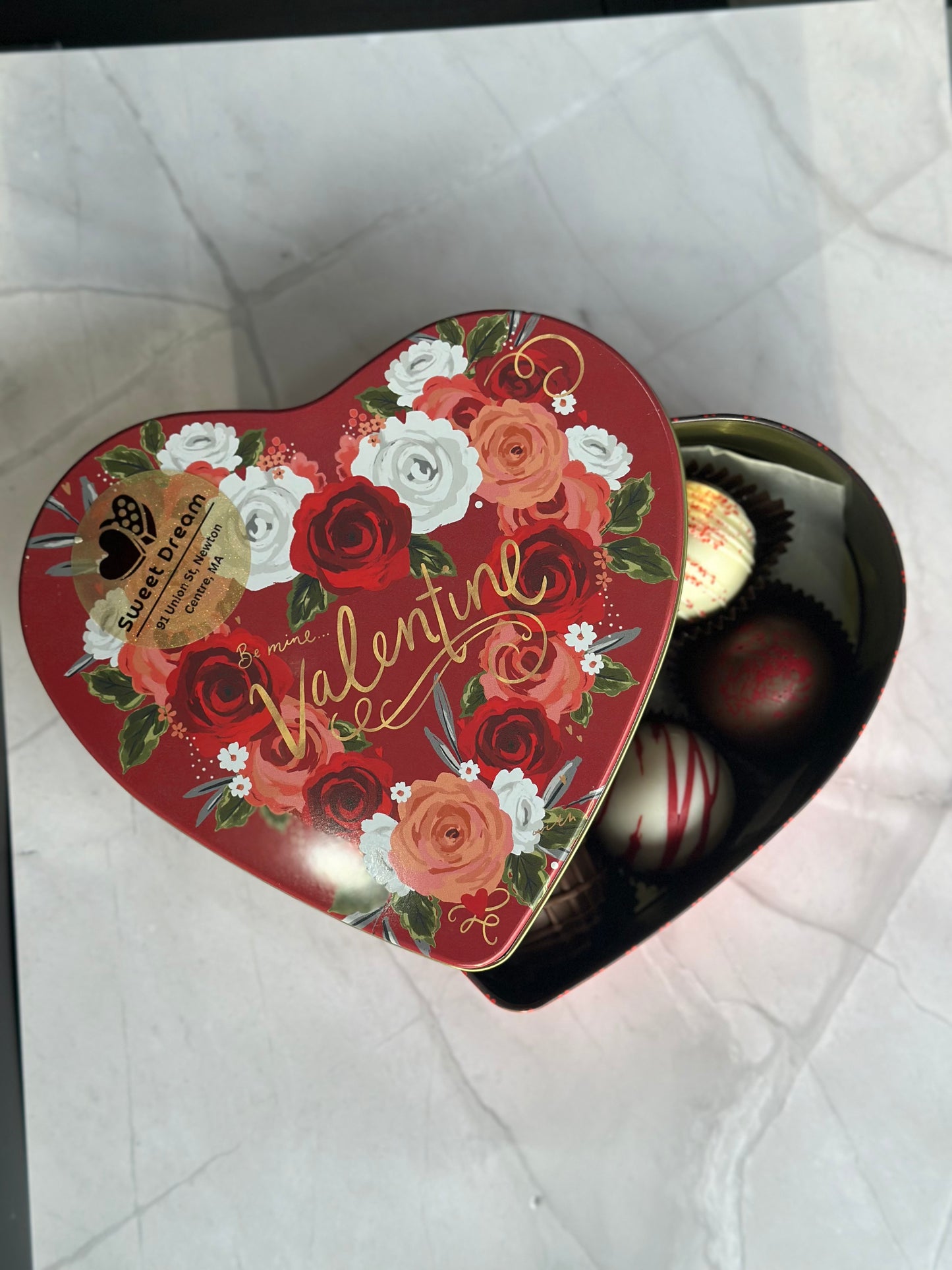 9 Large Truffle Heart Box